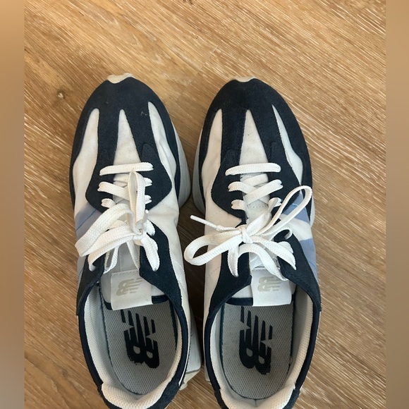 Men’s New Balance Shoes - Picture 2 of 4